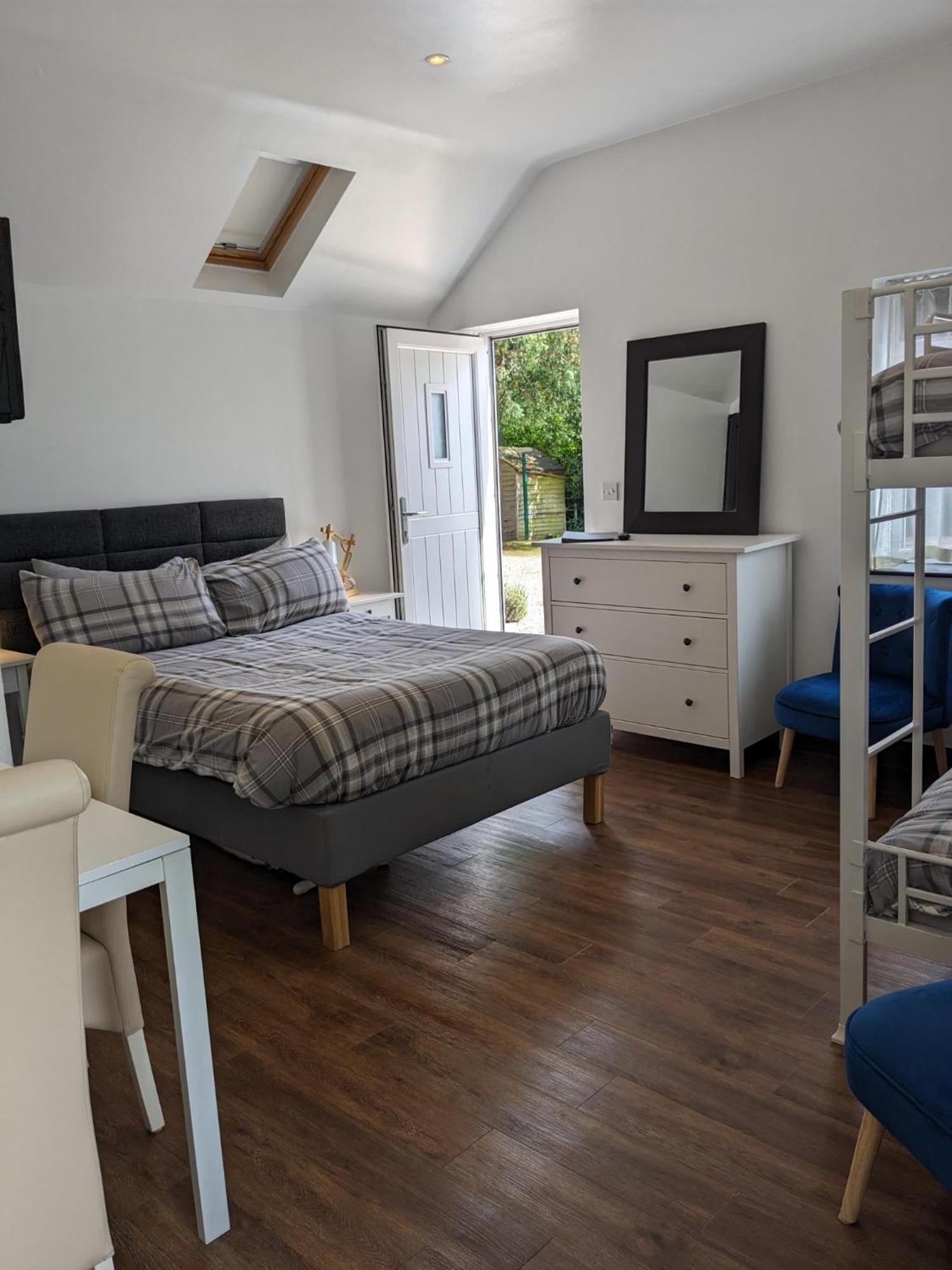 Featherbed Cottage コヴェントリー エクステリア 写真