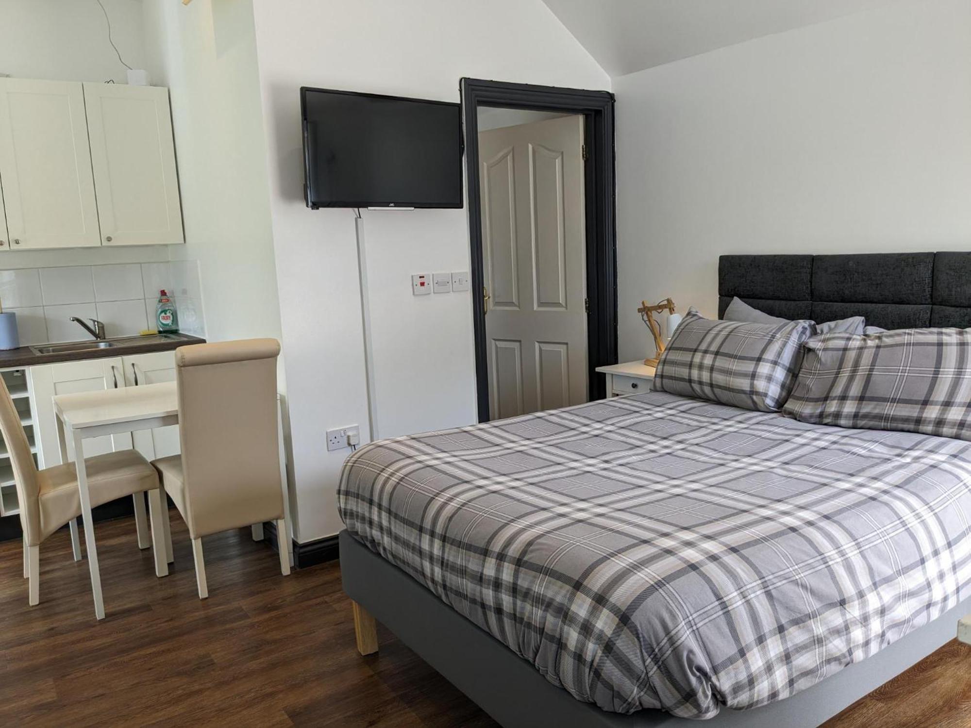 Featherbed Cottage コヴェントリー エクステリア 写真